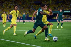 九游体育入口-赛地聚焦——欧超杯国际比赛日热度飙升，比利亚雷亚尔单刀错失，话题不断，身体对抗强度拉满(马德里竞技vs比利亚雷亚尔)