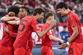 Jiuyou Sports-拜仁慕尼黑著名后卫